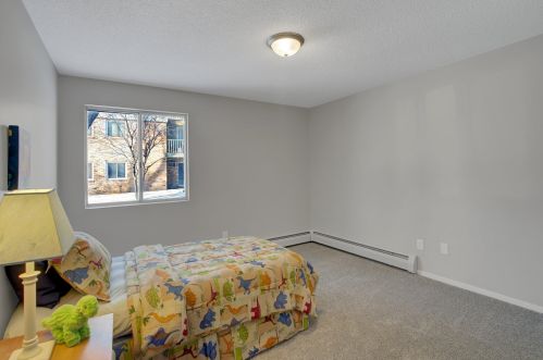 7412 22nd St, Minneapolis, MN 55426-2657