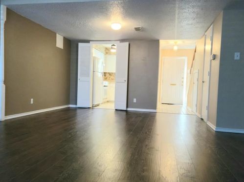 1255 Roaring Springs Rd, Fort Worth TX  76114-4490 exterior
