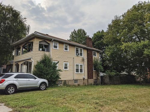 527 Flatt Ter, Cincinnati, OH 45232-1707
