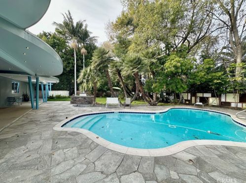 1107 Riviera Dr, Santa Ana CA 92706-1841 exterior