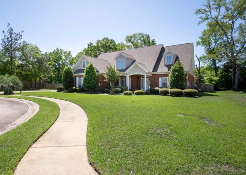 210 Oakley Ct, Bonaire, GA 31005-3480