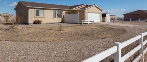 443 Fredonia Dr, Pueblo CO  81007-1302 exterior