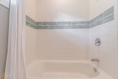 2031 Abby Ln, Atlanta GA  30345-3514 exterior