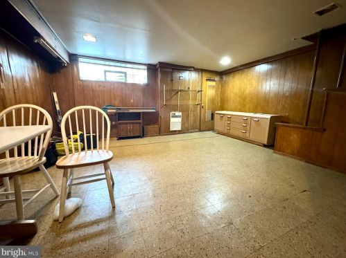 6626 Eastwood St, Philadelphia PA  19149-2330 exterior