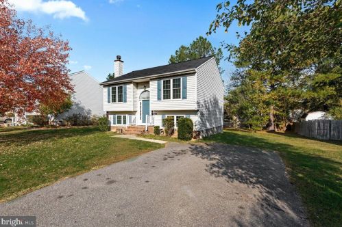8811 Henly Ct, Fredericksburg, VA 22408-8754