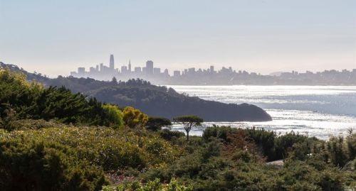 1807 Lagoon View Dr, Tiburon, CA 94920-1807