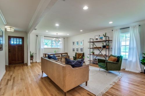 9505 Aldwick Dr, Dallas TX  75238-2629 exterior