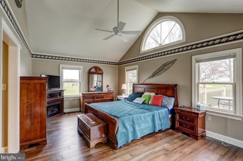 2045 Rockvale Rd, Lancaster PA  17602-1405 exterior