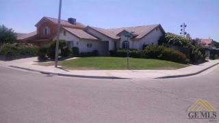 1834 Cascade Ave, Delano, CA 93215-4705