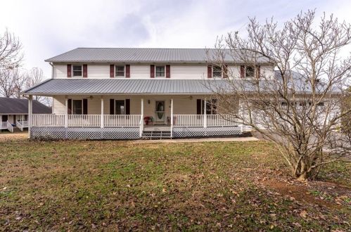 722 Carlan Rd, Big Canoe, GA 30143-4614