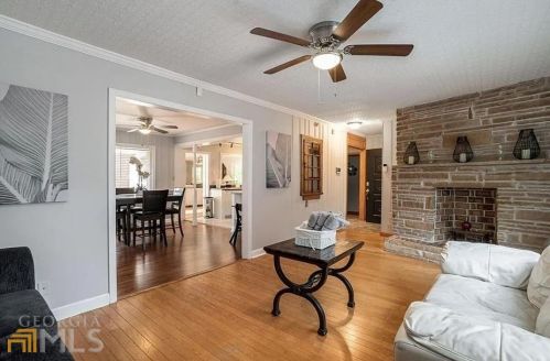 3270 Rex Rd, Rex GA 30273-1041 exterior