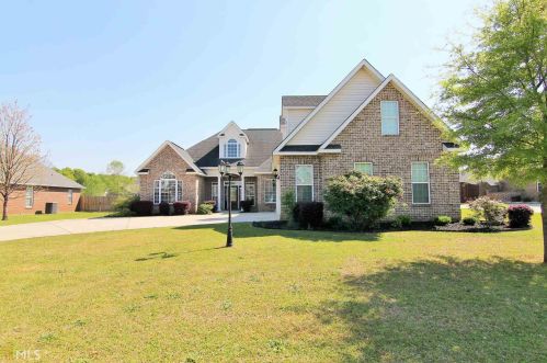 314 Montgomery St, Warner Robins, GA 31088-6791