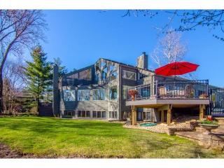 9995 Arcola Ct, Stillwater, MN 55082-9523