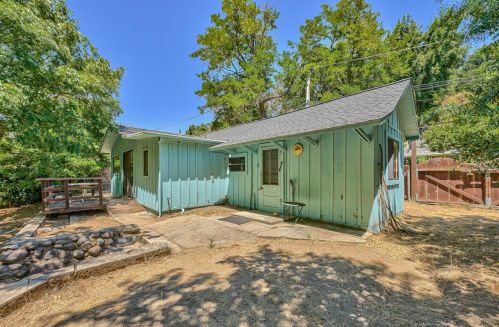 16 Wawona Rd, Tassajara Hot Springs, CA 93924-9606