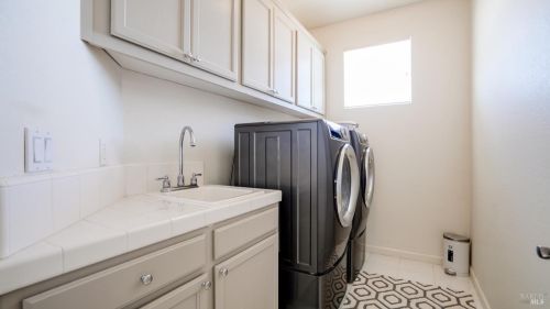 5077 Ellis Godfrey Dr, Fairfield CA  94533-8959 exterior