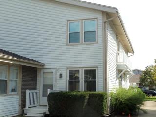 306 Northwestern Ct, Hanover Park, IL 60108-2000