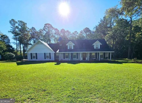 5278 Elim Church Rd, Bayview, GA 31316-3616