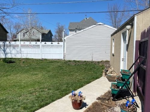 409 Madison St, Swygert IL  61764-2050 exterior