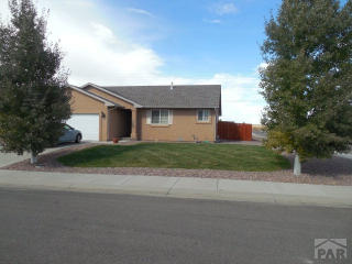 2401 Inspiration Ln, Pueblo, CO 81008-2848