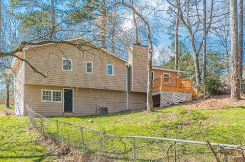 115 Victoria Sta, Holly Springs GA  30189-1468 exterior