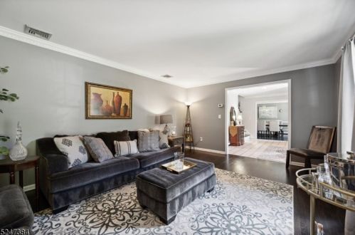 35 Olde York Rd, Dover NJ  07869-2720 exterior