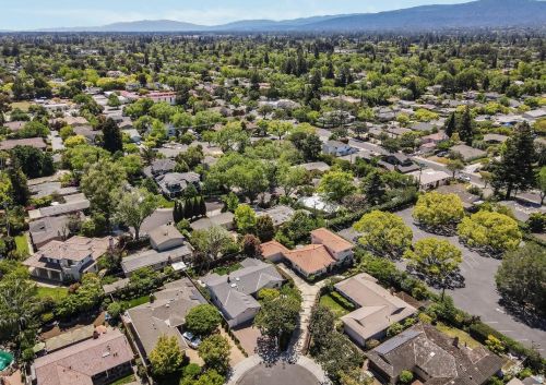 626 Wellsbury Way, Palo Alto, CA 94306-3061