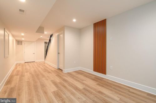 2302 Gordon St, Philadelphia PA 19132-4631 exterior