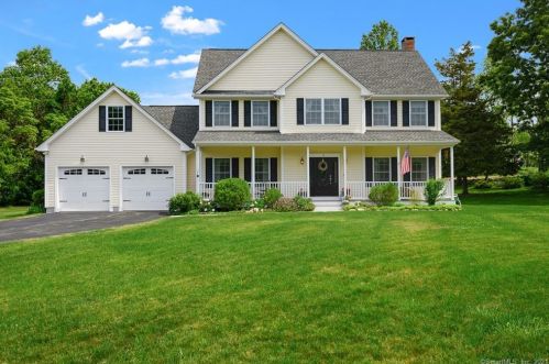 1 Lucienne Way, Gales Ferry, CT 06339-1680