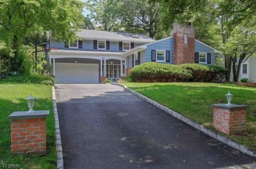 84 Yantacaw Brook Rd, Montclair, NJ 07043-2525