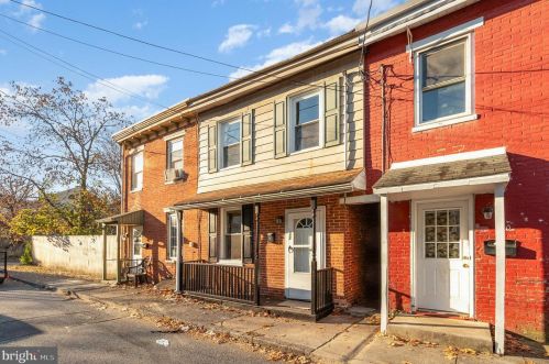 32 Kerrs Ave, Carlisle, PA 17013-1976