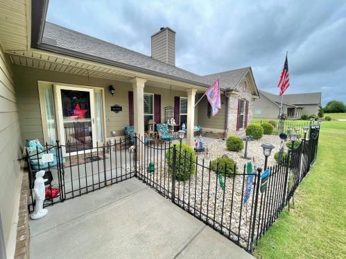2343 Rat Kinney Rd, Statham, GA 30666-2223