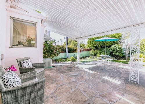 1547 El Miradero Ave, Glendale CA  91201-1203 exterior