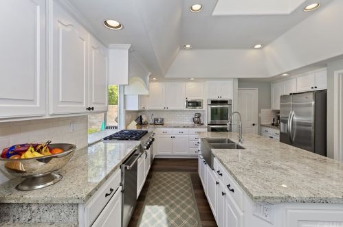 7539 Whitegate Ave, Riverside CA  92506-5455 exterior