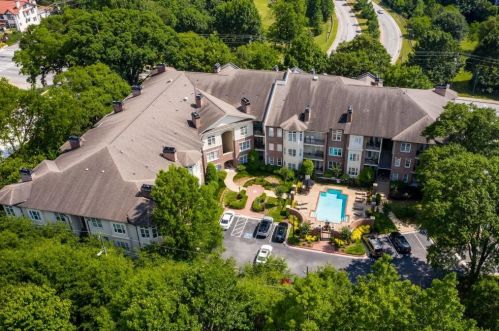 825 Highland Ln, Atlanta GA  30306-4383 exterior