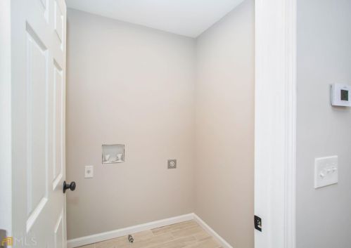 607 Federal Ter, Atlanta GA  30315-4413 exterior
