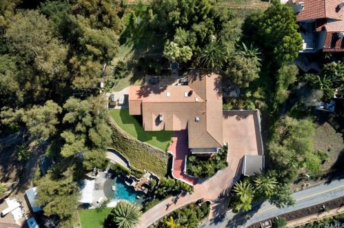 230 Country Hill Rd, Anaheim CA  92808-1352 exterior