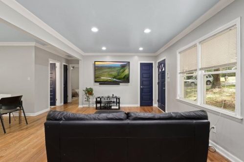 2240 Brannen Rd, Atlanta GA  30316-4120 exterior