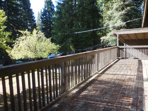 25084 Robin Pl, Willits, CA 95490-9444