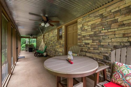 4895 Old Burnt Mtn Rd, Big Canoe GA  30143-2204 exterior