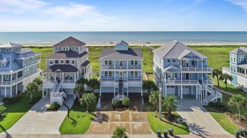 25627 Snowy Egret Dr, Galveston, TX 77554-3021