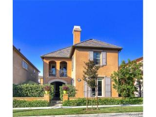 33 Twin Gables, Irvine, CA 92620-3506