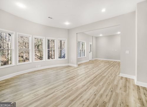 155 Fieldsborn Ct, Atlanta GA  30328-1039 exterior