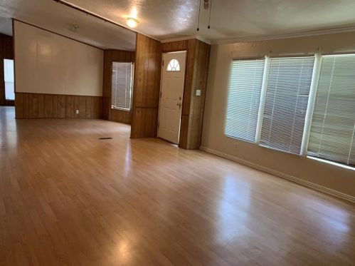 1314 Ashland Dr, Conroe TX  77385-7302 exterior