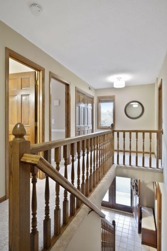 8743 Highwood Way, Saint Paul MN  55124-9456 exterior