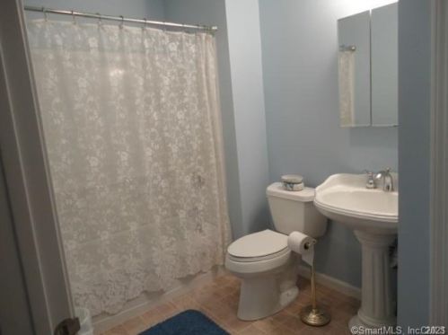 49 Hidden Knolls Cir, Upper Stepney CT  06468-2722 exterior