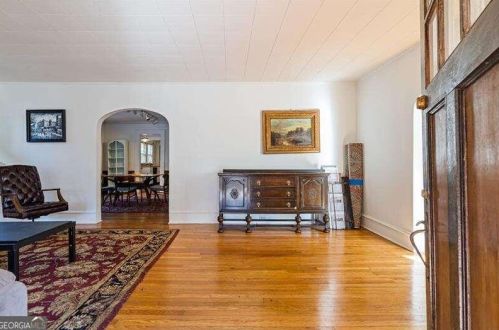 580 Elmwood Dr, Atlanta GA  30306-3642 exterior