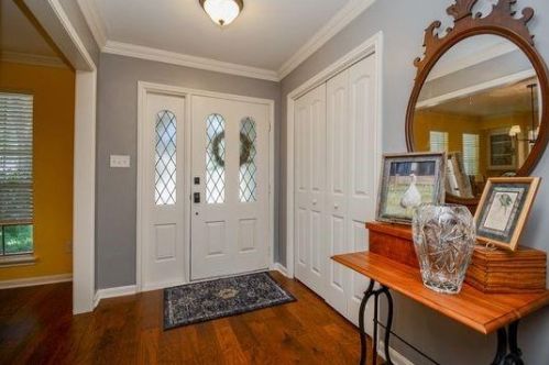 2214 Country Club Dr, Pearland, TX 77581-5110