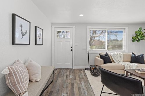 330 Grove St, Denver, CO 80219-1517