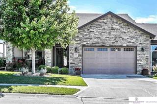 5703 158th St, Omaha, NE 68116-2803