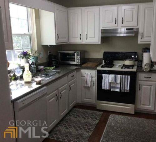 2130 Heritage Trace Dr, Marietta, GA 30062-6367